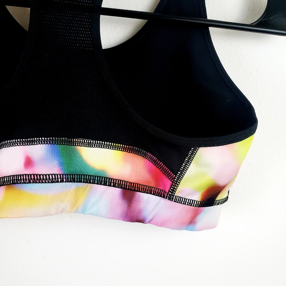 S O L D Adidas Techfit Climacool Sports Bra sz S - Picture 2 of 8